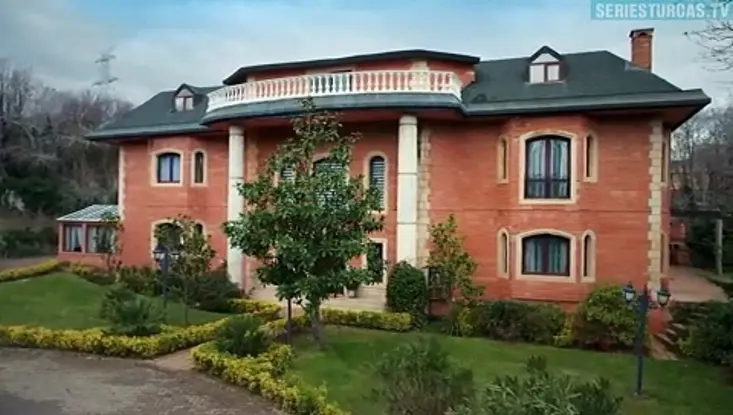 Icerde Veliaht mansion