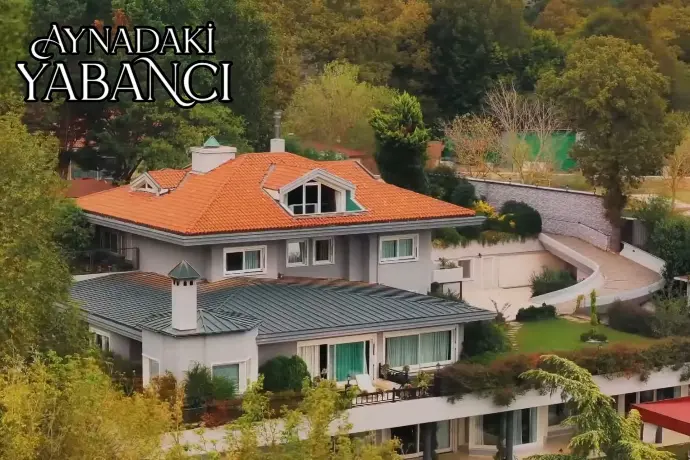 Aynadaki Yabanci set