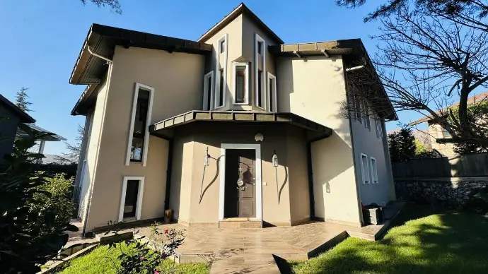 Dizi filming location Villa Zekeriyaköy  Piyasa, Gizli Sakli 